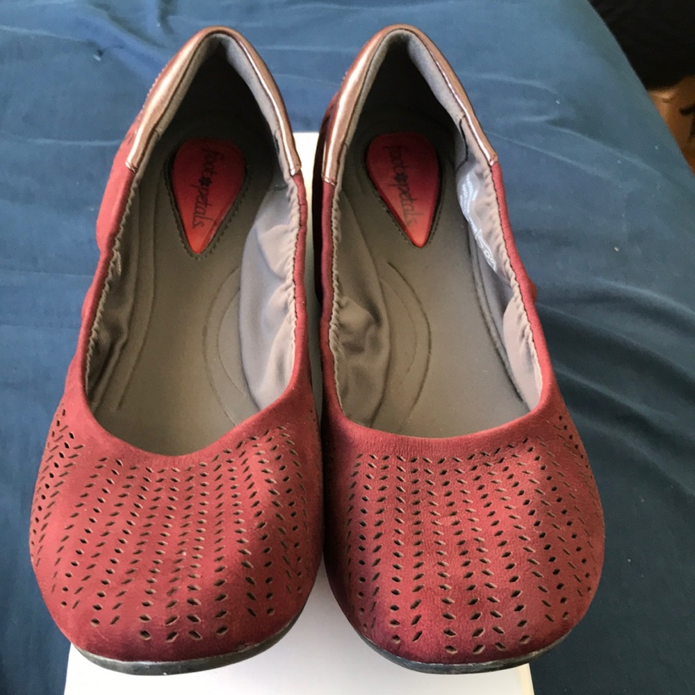 Foot Petals Cami Flats in Women